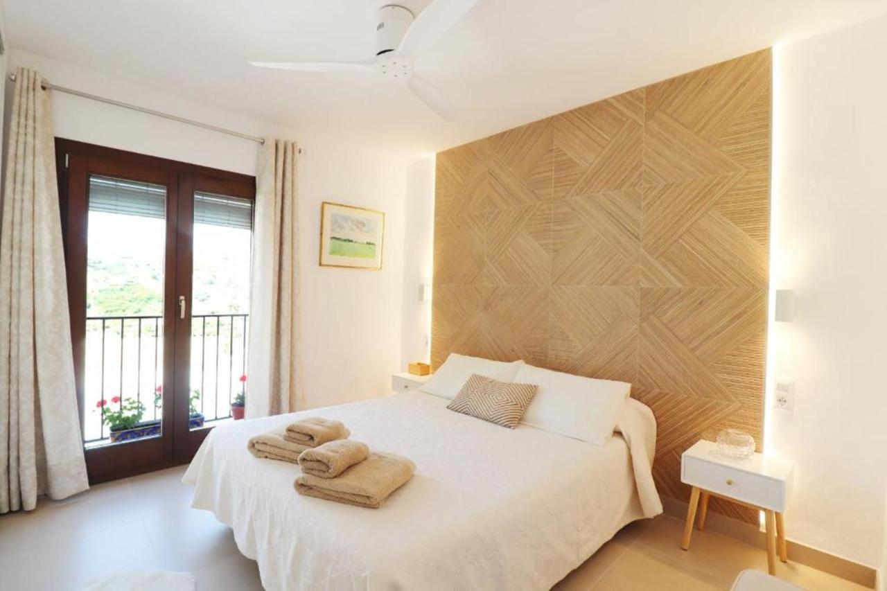 Antana Villa Фригиляна Екстериор снимка