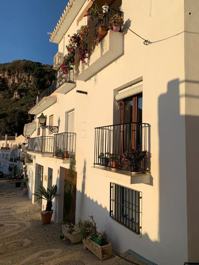 Antana Villa Фригиляна Екстериор снимка